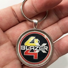 Chevrolet Chevy 4 x 4 Blazer Wheel Center Cap logo Emblem Keychain Reproduction