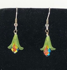 Vintage Lucite Flower Petal Earrings Drop Dangle Iridescent Faceted Bead