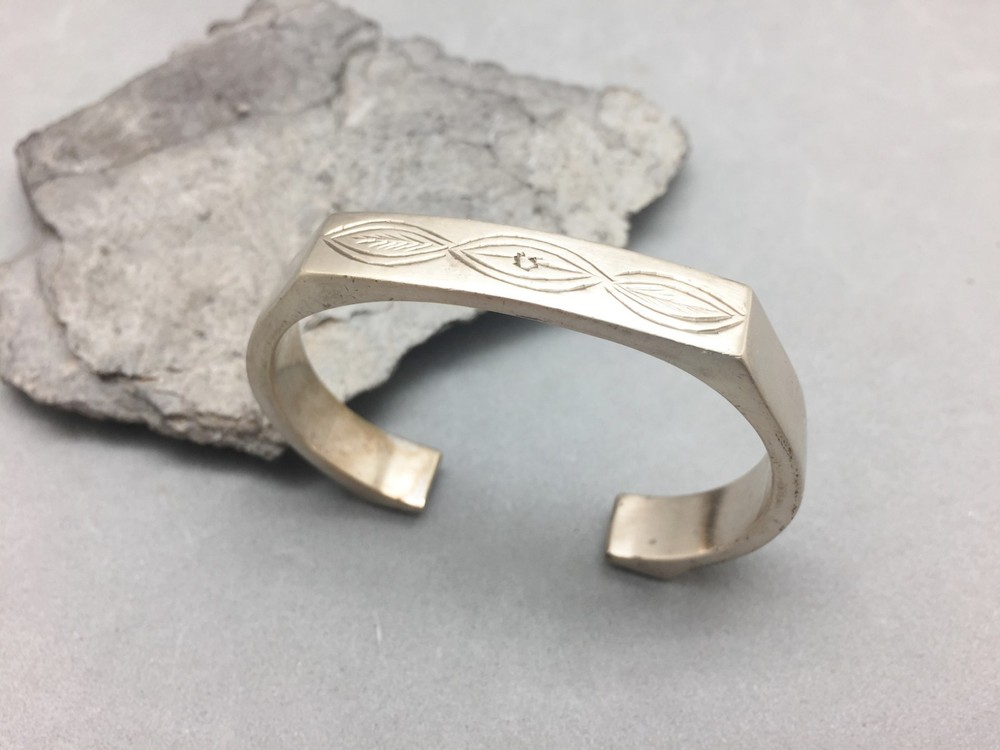 Solid Brass Cuff Bracelet Heavy Chunky Brutalist Modern 5 3/4 Engraved Top 10mm