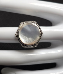 Natural Pearl White Mother of Pearl Ring 925 Sterling Silver Size 6.5 Signed 925