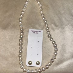 Freshwater Pearl 18 In Necklace & Freshwater Pearl Stud Earrings New W/O Tags