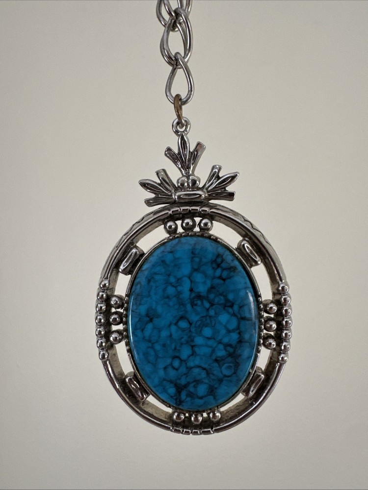 ART Faux Turquoise, Silver tone Pendant Necklace, Vintage Fashion Jewelry
