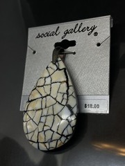 New Social Gallery Genuine Shell Pendant 2.25in Stunning✨