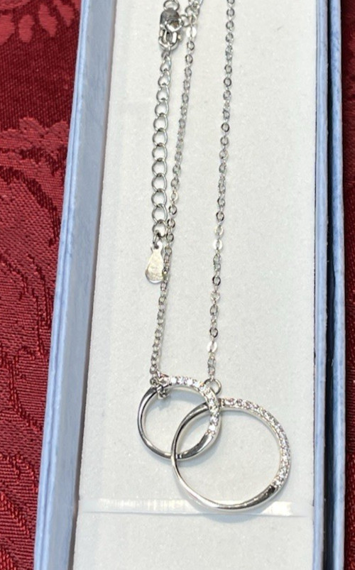 Vintage Sterling Silver S925 Intertwinded Double Ring Necklace & CZs 18″+2″ Ext