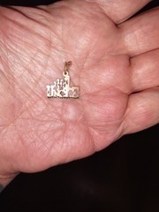 10 K. SOLID YELLOW GOLD FANCY ITALIAN # 1 UNCLE PENDENT 1.1 Grams, 3/4″ LONG