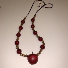 Red Apple Wood Bead Necklace 32” Apple Of My Eye USA Vintage 1980’s New