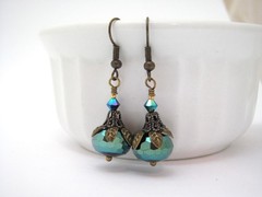 Green Blue Crystal Earrings Antiqued Brass Vintage Design Victorian Style Chic