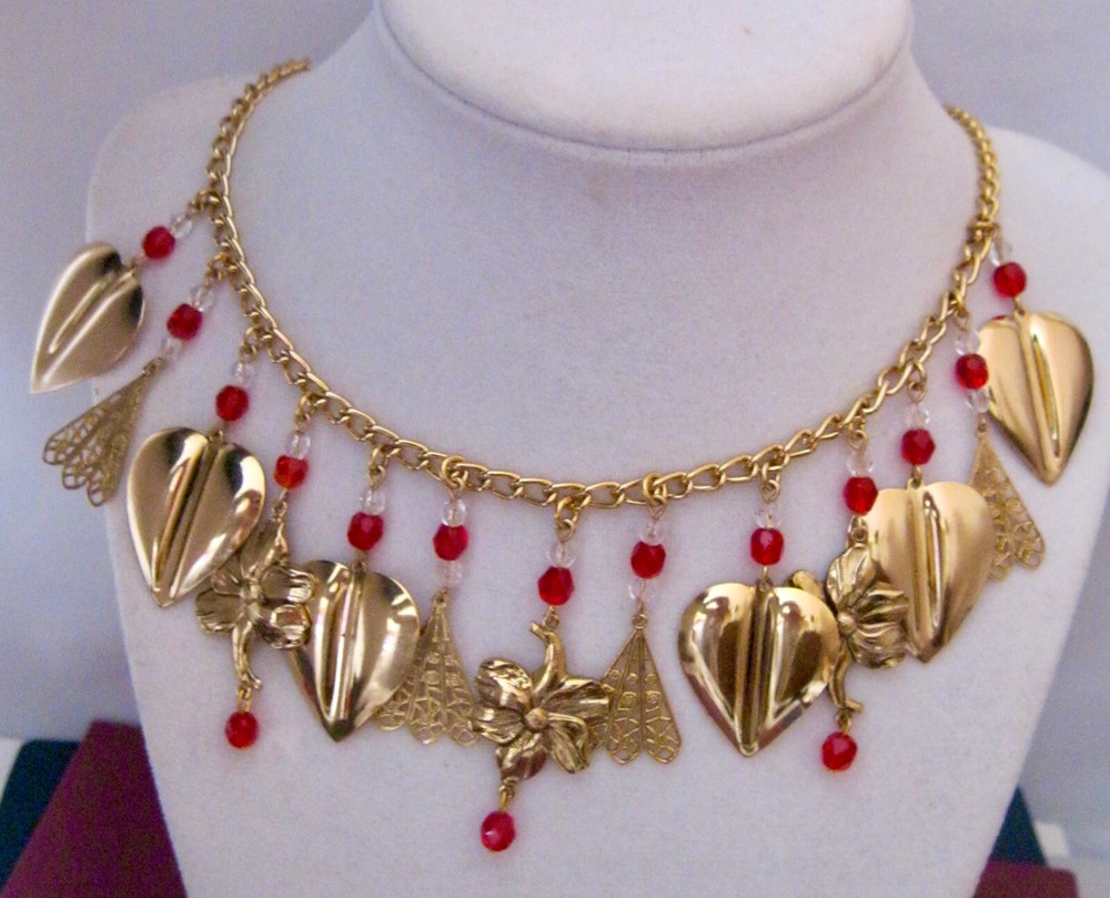 «HANDCRAFTED T. BURKE DESIGNS NECKLACE W/HEARTS/FLOWERS+ MORE» 1-OF-A-KIND»!