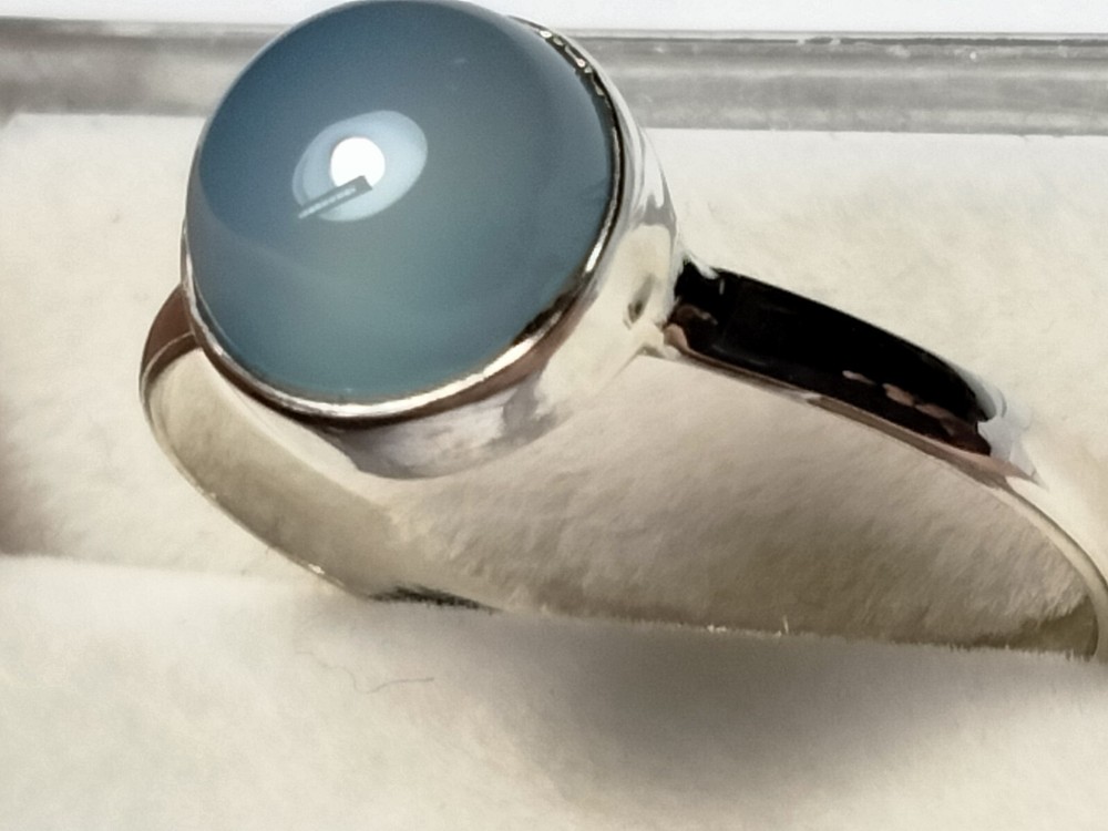LOVELY SEA BLUE CHALCEDONY IN STERLING SILVER.925 RING SIZE 8.5