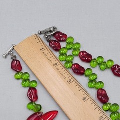 Green Red Art Glass Artisan Necklace and Bracelet Set Silver tone Toggle 16″&7″