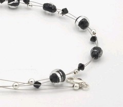 Sterling Silver 925 Black & Clear Glass Bead Necklace 18″ Adjustable Minimalist