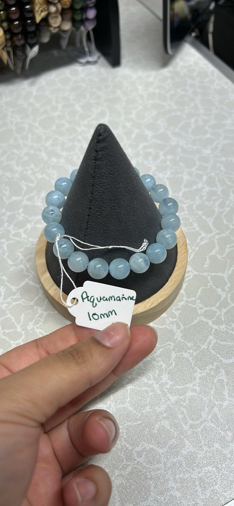 handcrafted beaded bracelet, aquamarine, blue, 10mm, stretch, gemstone