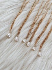 14k gold necklace with pearl pendant