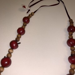 Red Apple Wood Bead Necklace 32” Apple Of My Eye USA Vintage 1980’s New
