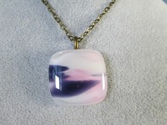 Handmade Fused Glass Pendant w/ 24″ Antiqued Brass Tone Cable Necklace / 2N