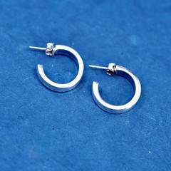 0.75”, vintage Sterling silver handmade earrings, 925 huggie studs
