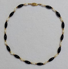 Necklace – Black Onyx & Rice Pearls – 14K Gold Filled Clasp & Beads – 15 in