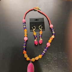 Unique Jewelry set Pink /Purple beaded necklace and earring set