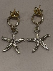 Artisan 18K Gold Plated Brass Twist Circle Post Earrings with Starfish Charms