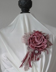 Vintage Style Statement Fabric Flower Brooch Pin Corsage in Dusty Rose