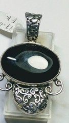 SPECTACULAR BLACK ONYZ IN STERLING SILVER DESIGNER PENDANT!