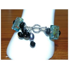 Green Murano Square Glass Bead and Black Stone Beaded Bracelet