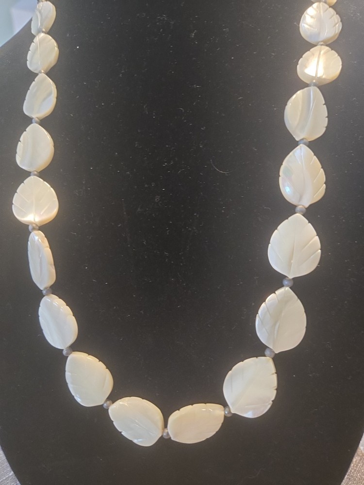 Genuine large carved mother of pearl leaf necklace – 26″ & Earrings M