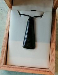 New zealand JADE Greenstone small drop pendant 35 x14 mm / free box