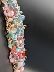 Artisan Clay Flower Glass Bead Statement Necklace Gold Tone Bib Chunky 145g READ