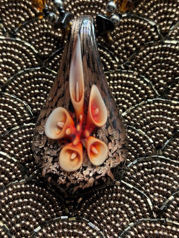 VTG ARTISAN MURANO MULTI-SHAPE BEADED NECKLACE TEARDROP GLAS/BOHO/FLOWER PENDANT