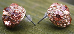 Vtg MCM Gold Tone FACETED PEACH RHINESTONE Domed Post Earrings PRONG SET 1950s