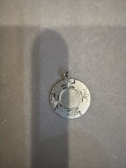 Sterling LOCKET PENDANT SILVER VINTAGE CHARM Costume Jewelry ￼ 1509