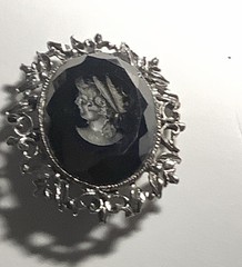 Vintage Victorian Style Black Intaglio Cameo Brooch Pin with Pendant Hardware