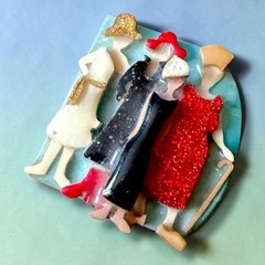 Lucinda Woman Pins Brooch Fashion Ladies Resin Glitter Statement Pin Vintage