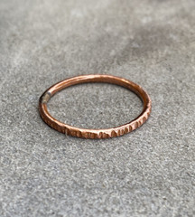 Copper Ring Stackable Hammered Rings band Size 8.5 Wedding Ring Unisex thin 2mm