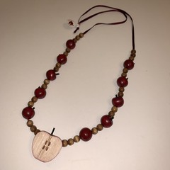 Red Apple Wood Bead Necklace 32” Apple Of My Eye USA Vintage 1980’s New