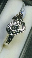 LOVELY STERLING SILVER.925 WITH MARCASITE DESIGNER RING SIZES 6.0-6.25!