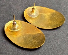 Vintage Floral Oval Brass Copper Pierced Earrings Etched Flower Design 1″ x 1.5″