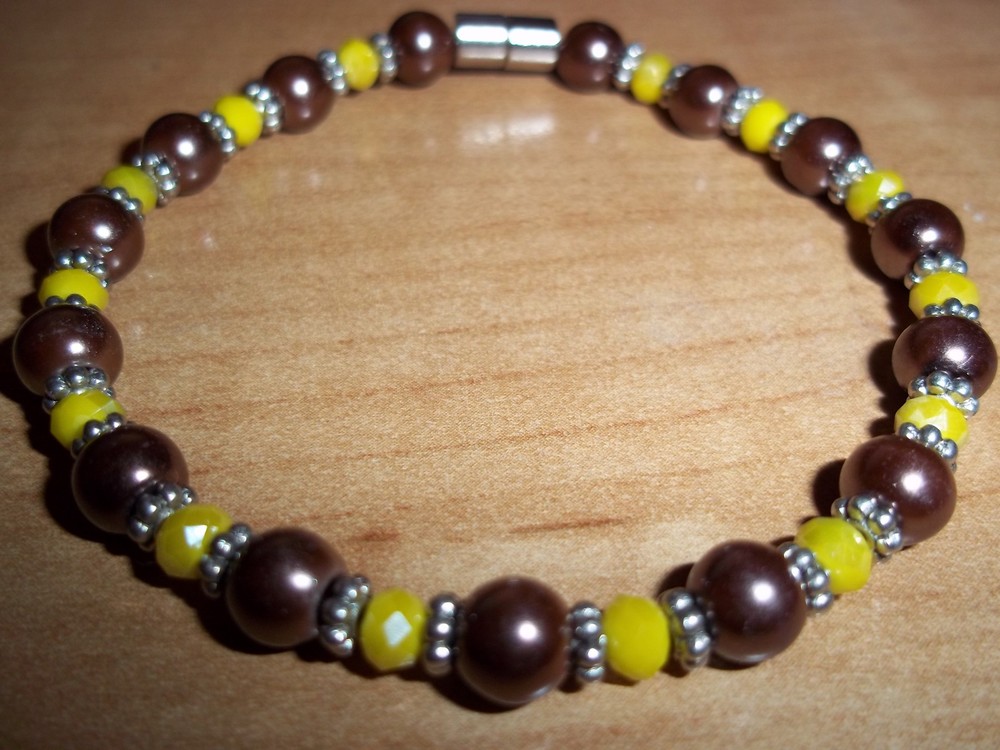 7.25 in BROWN Pearl YELLOW Crystal Bracelet MAGNETIC Clasp A-44 Quality Jewelry