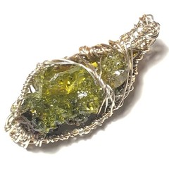 Green Zincite Crystal Pendant (z2496)