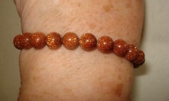 7 1/2″ Stretch Magic EASY ON OFF Natural 8mm Sparkling Goldstone Gem Bracelet