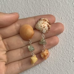 Handcrafted Shell Beaded Dangle Earrings Multicolor Beach Sea Life Oval Stud
