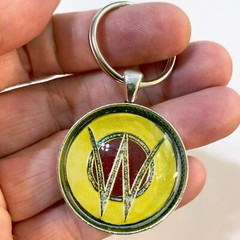 Vintage 1940’s Willys Emblem Badge Radiator Jeep Logo 1.2″ Diameter Keychain