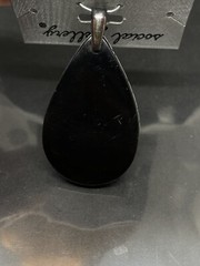 New Social Gallery Genuine Shell Pendant 2.25in Stunning✨