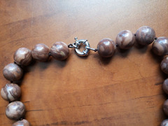 COLLECTIBLE* HAND-MADE * GENUINE STONE NECKLACE – 16 INCHES LONG, 14 MM BEADS