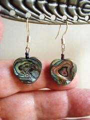 1 3/4″ Bead Dangle Abalone Heart SP Earrings, different color swirls