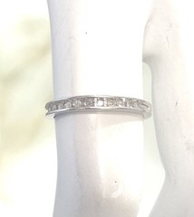 10k White Gold Natural Diamond Channel Half Eternity Band Ring Size 6.5