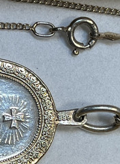 Vintage Sterling Silver .999 GP Virgin Mary Oval Pendant Necklace 18″ Curb Chain