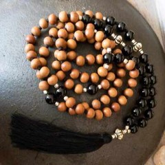 8mm Natural knot Sandalwood Black Onyx beads necklace Yoga Energy men mala