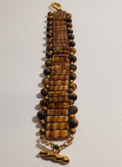 Handcrafted United States Brown Art Glass Wide Bead Toggle Clasp 7.5″ Bracelet